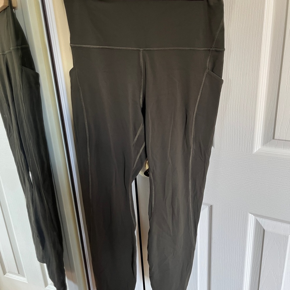 lululemon athletica High-Rise Leggings in Dark Olive